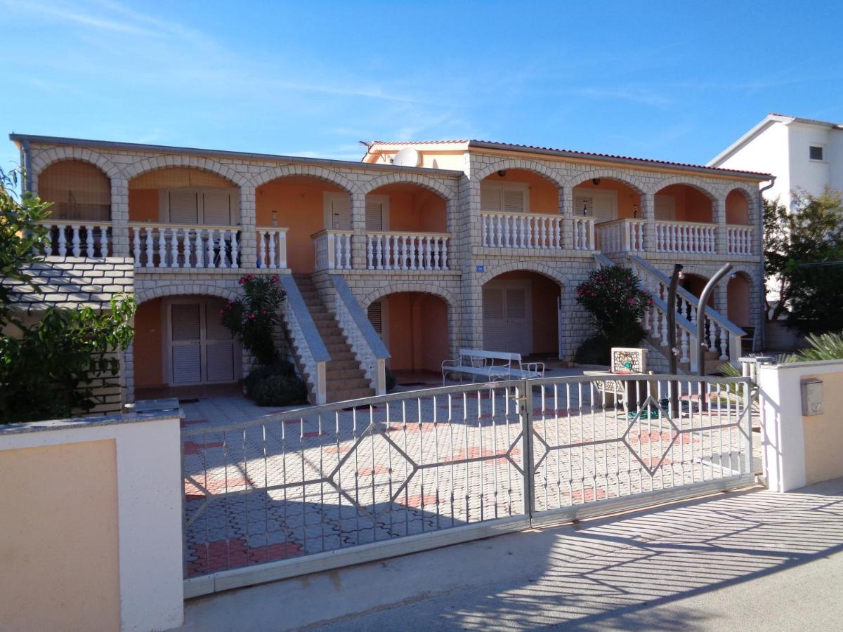 Kristo Appartement *